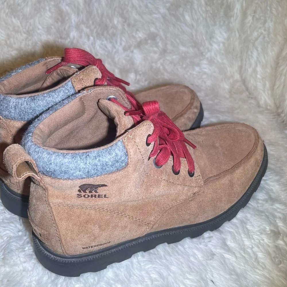 Sorel stylish tan
